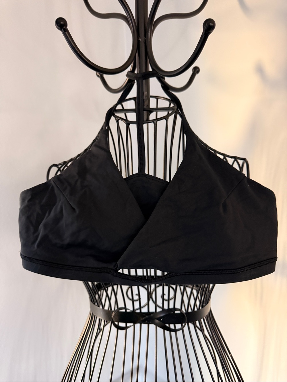lululemon athletica Black Sports Bra size 8